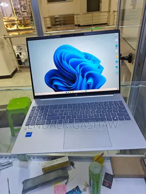 New Laptop HP Pavilion 15 16GB Intel Core i7 SSD 1T