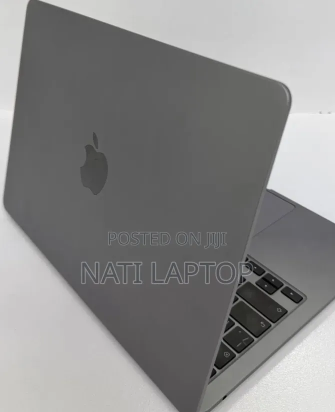New Laptop Apple MacBook Air 2022 M2 8GB Apple M2 SSD 256GB