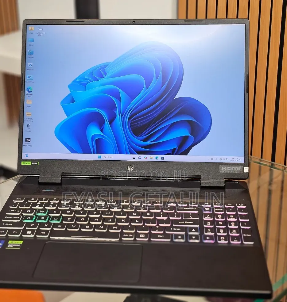 New Laptop Acer Predator Helios 300 16GB Intel Core i9 SSD 1T