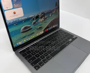 New Laptop Apple MacBook Air 2022 M2 8GB Intel Core i7 SSD 512GB
