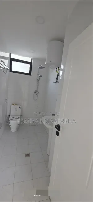 Furnished 3bdrm Apartment in Yeka for sale