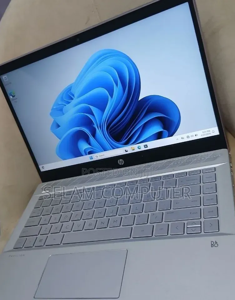 New Laptop HP Pavilion 15 8GB Intel Core i7 SSD 512GB