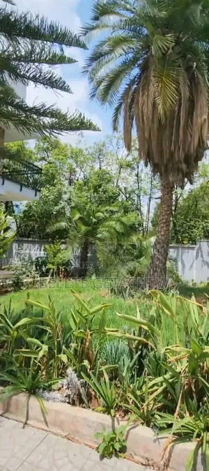 6bdrm House in Bole Welosefer, G+1 for sale