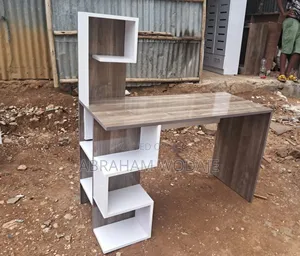 ልዮ የሆነ Reading Table