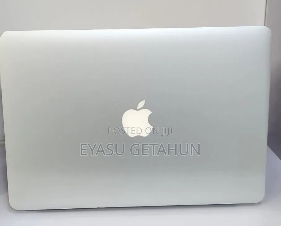 New Laptop Apple MacBook Air 2017 8GB Intel Core i5 SSD 256GB