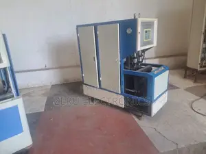 Molding Machine