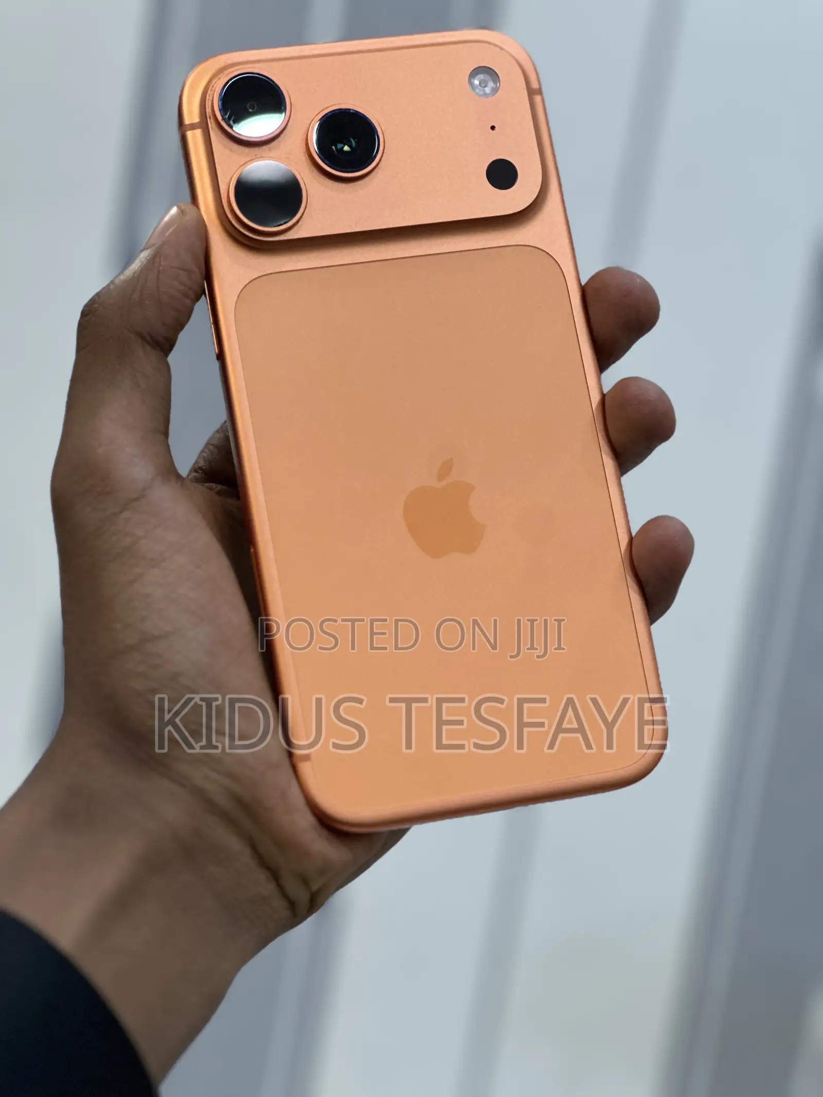 New Apple iPhone 17 Pro Max 256 GB Orange
