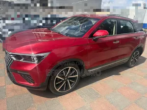 Bestune T77 1.2 FWD 2022 Red