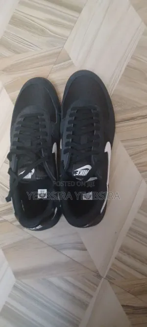 Nike General Field Men's Shoe.
