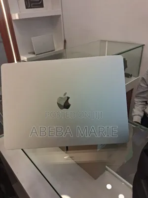 New Laptop Apple MacBook Air 2025 M4 15-inch 24GB Apple M4 SSD 512GB