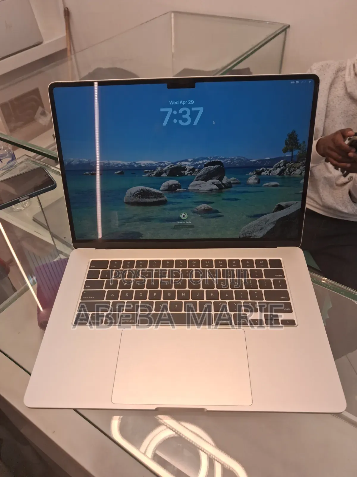 New Laptop Apple MacBook Air 2025 M4 15-inch 24GB Apple M4 SSD 512GB