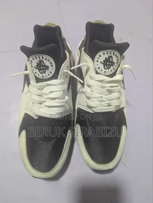 Nike Air Black White
