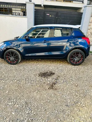 Suzuki Swift 2022 Blue