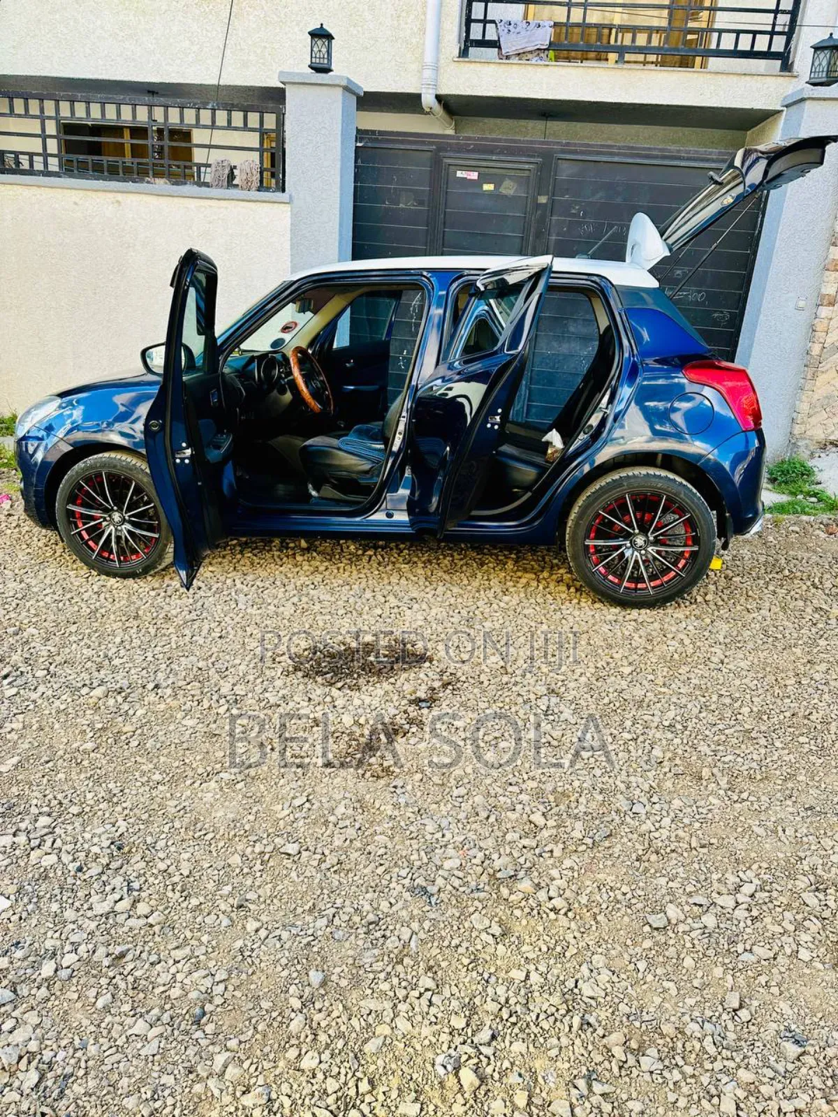 Suzuki Swift 2022 Blue