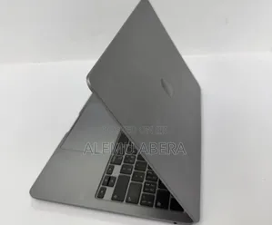New Laptop Apple MacBook Air 2024 M3 13-inch 16GB Apple M3 SSD 256GB