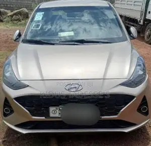 Hyundai I10 2021 Gold