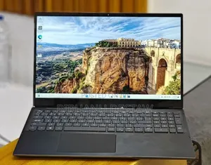 New Laptop Dell Inspiron 15 16GB Intel Core i7 SSD 512GB