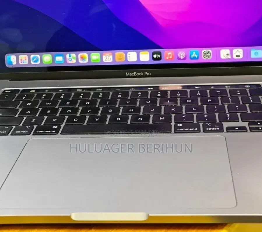 New Laptop Apple MacBook Pro 2018 32GB Intel Core i9 SSD 2T