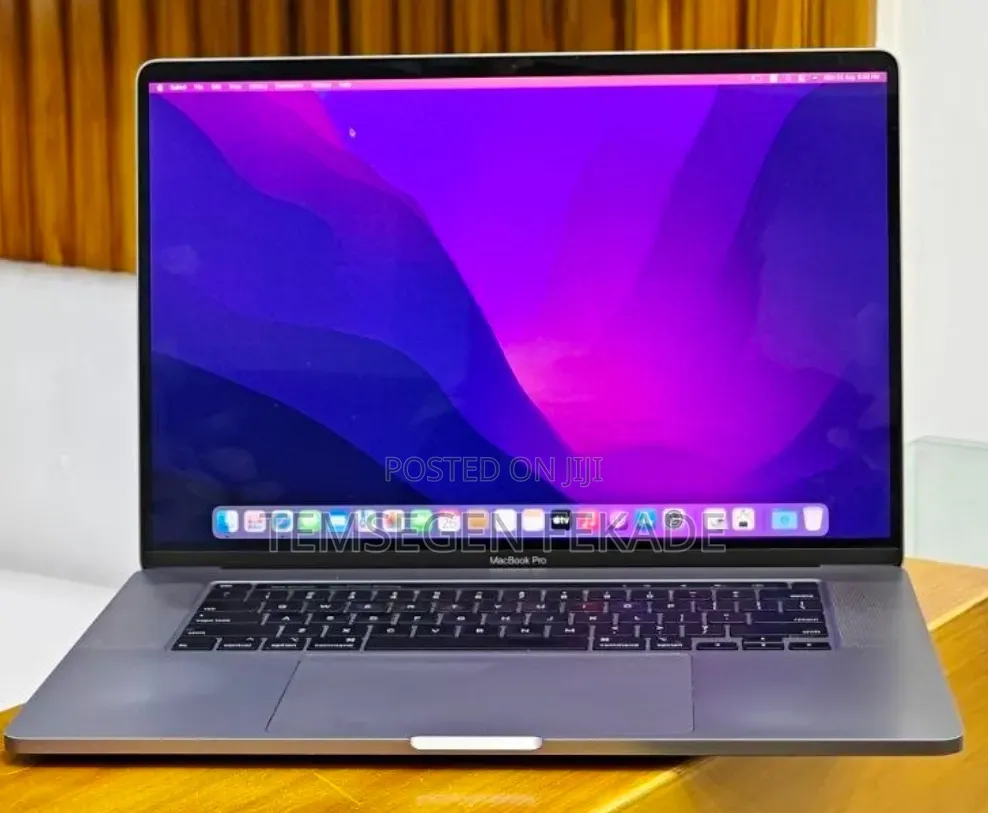 New Laptop Apple MacBook Pro 2018 32GB Intel Core i9 SSD 2T