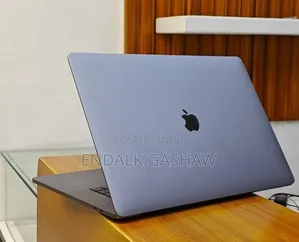New Laptop Apple MacBook Pro 2018 32GB Intel Core i9 SSD 2T