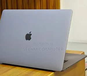 New Laptop Apple MacBook Pro 2018 32GB Intel Core i9 SSD 2T