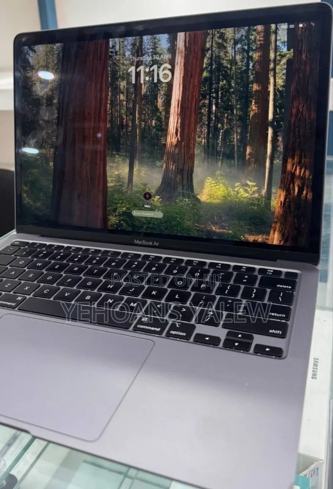 New Laptop Apple MacBook Air 2020 8GB Intel Core i3 SSD 256GB