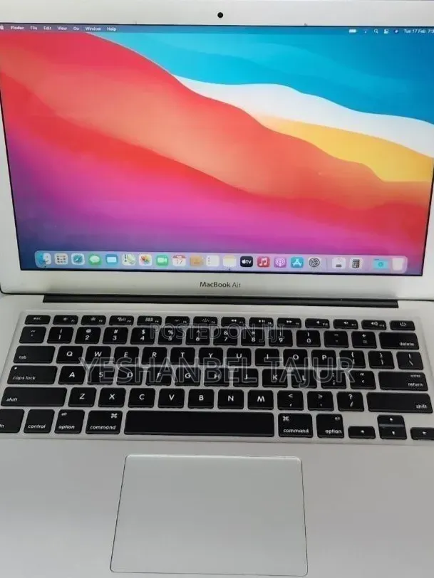 New Laptop Apple MacBook Air 2017 8GB Intel Core i5 SSD 256GB