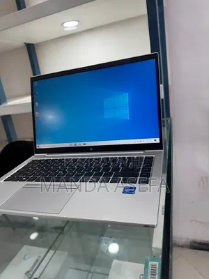 New Laptop HP EliteBook 840 G8 16GB Intel Core i5 SSD 512GB