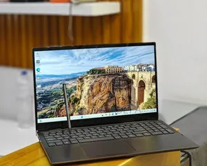 New Laptop Dell Inspiron 15 16GB Intel Core i7 SSD 512GB