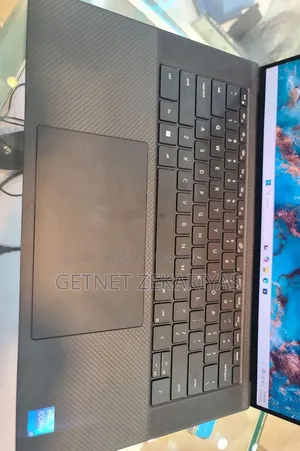 New Laptop Dell XPS 15 16GB Intel Core i7 SSD 512GB