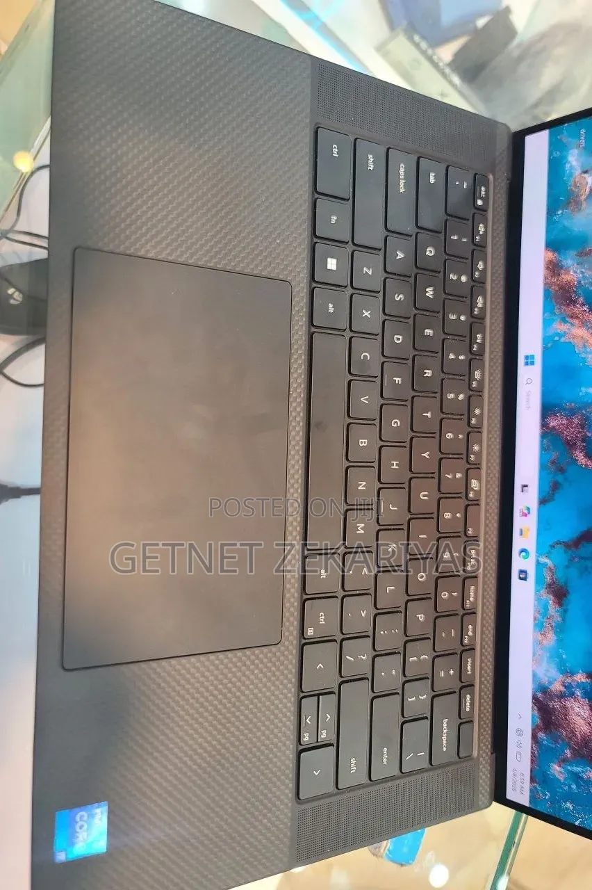 New Laptop Dell XPS 15 16GB Intel Core i7 SSD 512GB