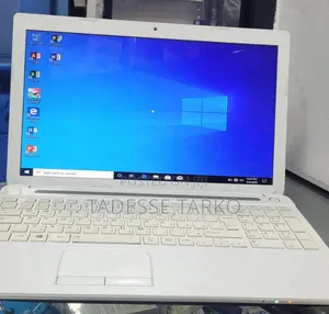 New Laptop Toshiba Satellite C55 8GB Intel Core i3 HDD 1T