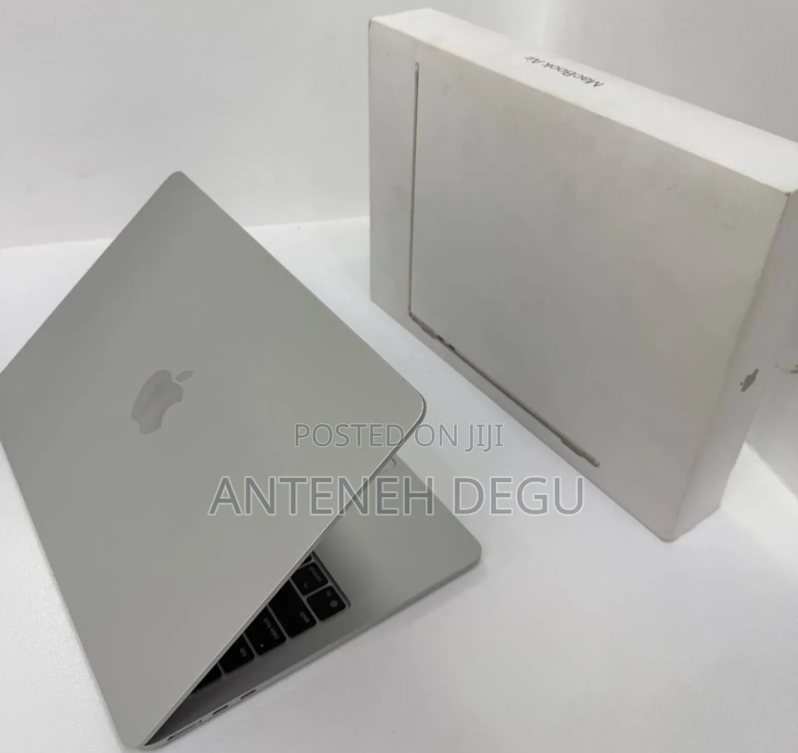 New Laptop Apple MacBook Air 2025 M4 13-inch 16GB Apple M4 SSD 256GB