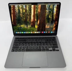 New Laptop Apple MacBook Air 2024 M3 13-inch 16GB Apple M3 SSD 256GB