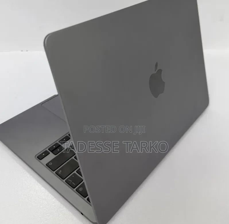 New Laptop Apple MacBook Air 2023 M2 8GB Apple M2 SSD 256GB