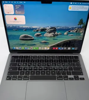 New Laptop Apple MacBook Air 2023 M2 8GB Apple M2 SSD 256GB