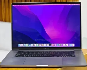 New Laptop Apple MacBook Pro 2018 32GB Intel Core i9 SSD 2T