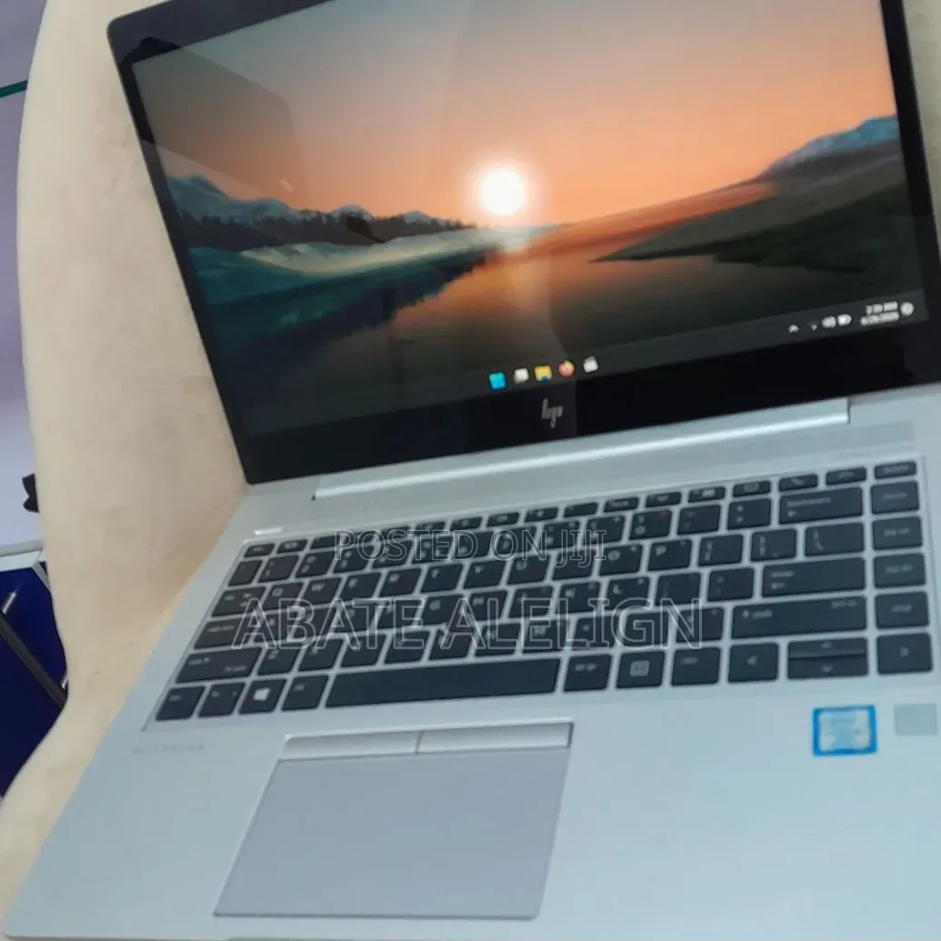New Laptop HP EliteBook 840 G5 8GB Intel Core i5 SSD 512GB