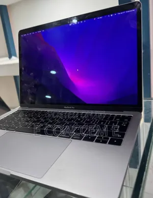 New Laptop Apple MacBook 8GB Intel Core i5 SSD 128GB