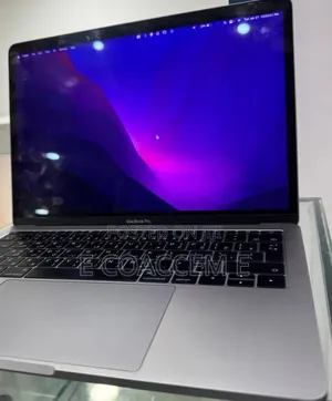 New Laptop Apple MacBook 8GB Intel Core i5 SSD 128GB