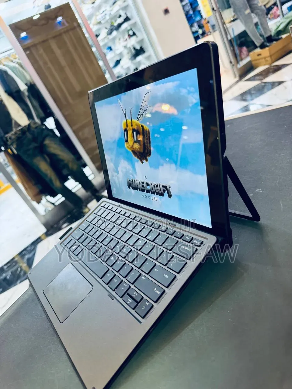 New Laptop HP Pro X2 612 8GB Intel Core i7 SSD 256GB