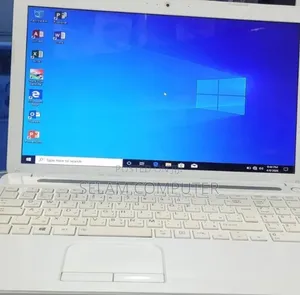 New Laptop Toshiba Satellite C55 8GB Intel Core i3 HDD 1T