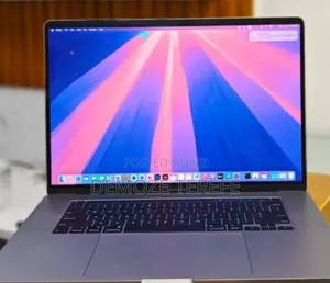 New Laptop Apple MacBook 2018 32GB Intel Core i9 SSD 2T