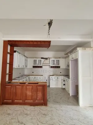 Furnished 8bdrm House in Yeka for sale