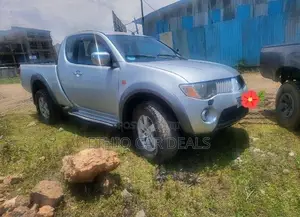 Mitsubishi L200 2007 Silver