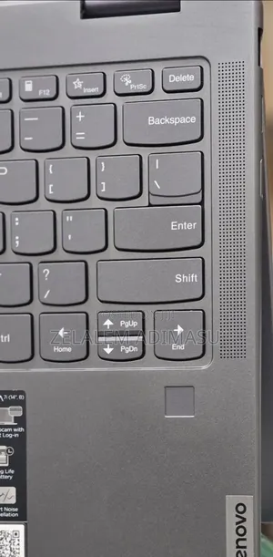 New Laptop Lenovo Yoga 7i 16GB Intel Core i7 SSD 512GB