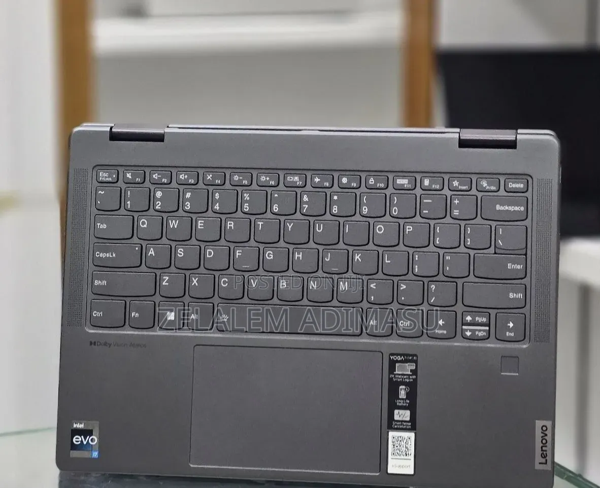 New Laptop Lenovo Yoga 7i 16GB Intel Core i7 SSD 512GB