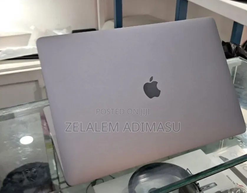 New Laptop Apple MacBook Pro 2019 32GB Intel Core i9 SSD 1T