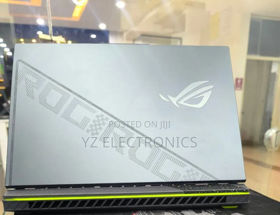 New Laptop Asus ROG Strix G16 G614 16GB Intel Core i9 SSD 1T