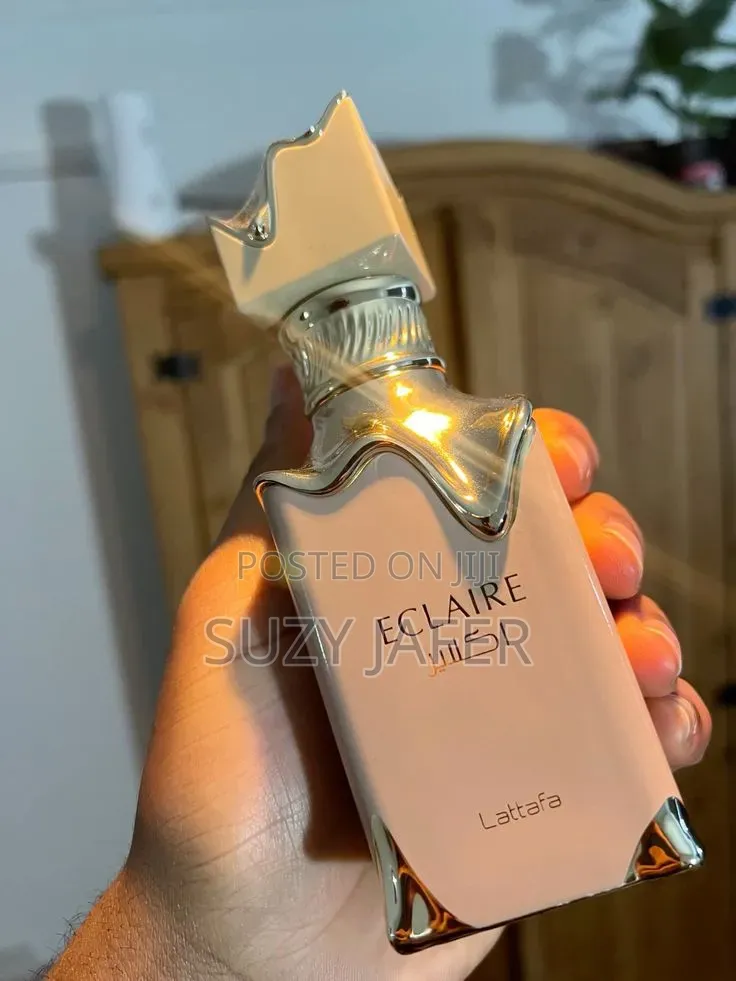 Lattafa Eclaire